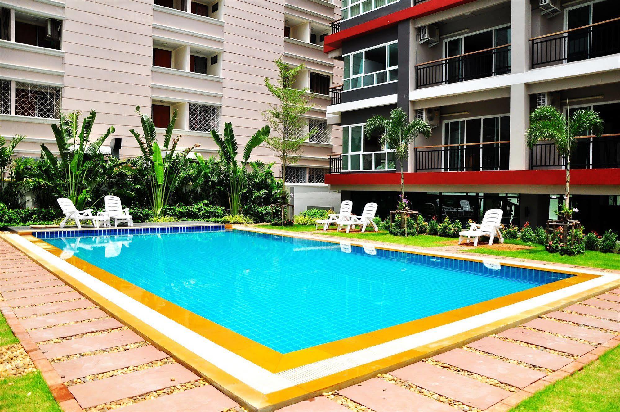 Hotel 101 4*
